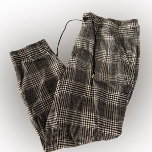 💎 Tinseltown Black and White Checkered Pants. Size XXL (fit more like a L)